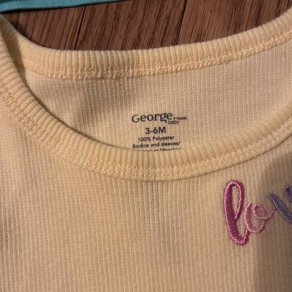 Colorful Baby Clothing Set - Picture 12 of 15